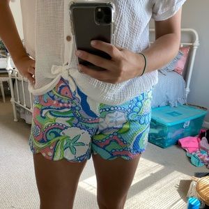 The Buttercup Short